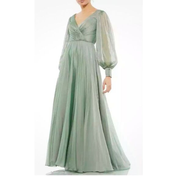 Mac Duggal 67873 lllusion Long Sleeve A-Line Gown in Sage NWOT SZ 18 - Picture 1 of 5